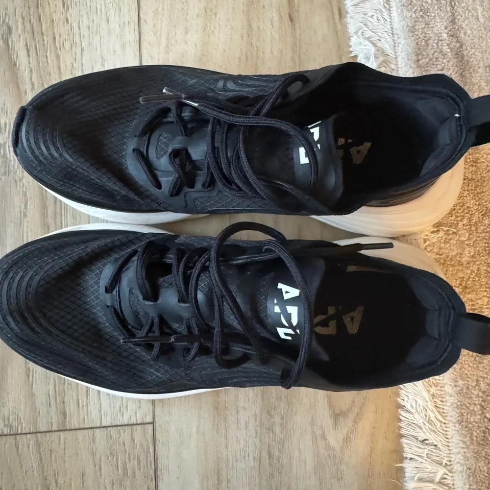 APL Women’s Sneaker - Picture 3 of 6